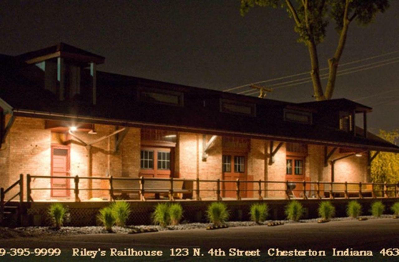 Riley'S Railhouse Bed & Breakfast Chesterton Exteriör bild